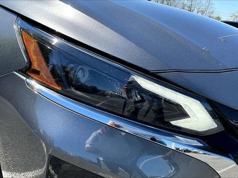 Used 2024 Nissan Altima 2.5 SV image 26