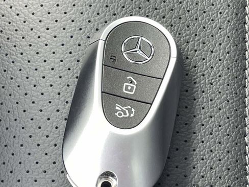 New 2026 Mercedes-Benz GLC 300 4MATIC image 4