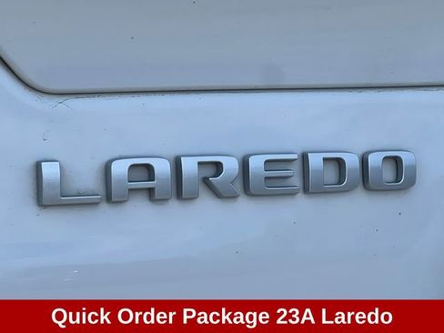Used 2024 Jeep Grand Cherokee Laredo w/ Trailer Tow Package AWD/4WD image 2