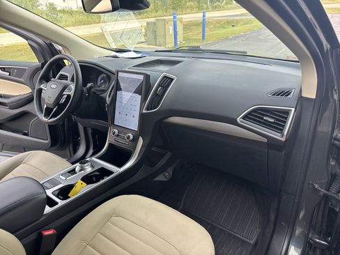 Certified 2023 Ford Edge SEL w/ Convenience Package image 28