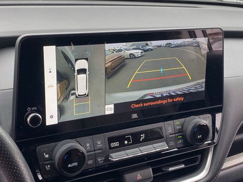 Certified 2024 Toyota Grand Highlander AWD image 7