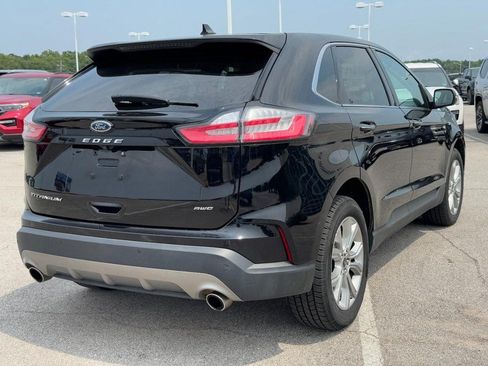 Used 2024 Ford Edge Titanium AWD/4WD image 3