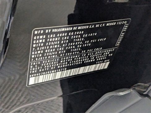 Certified 2025 Volkswagen Taos SEL image 20