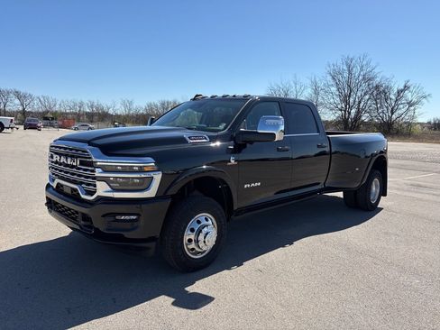 New 2026 RAM 3500 Longhorn AWD/4WD image 9