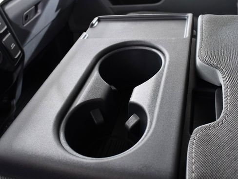 New 2025 Ford F550 4x4 Regular Cab Super Duty image 31