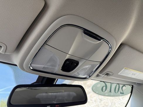 Used 2016 Jeep Cherokee Latitude w/ Cold Weather Group image 24