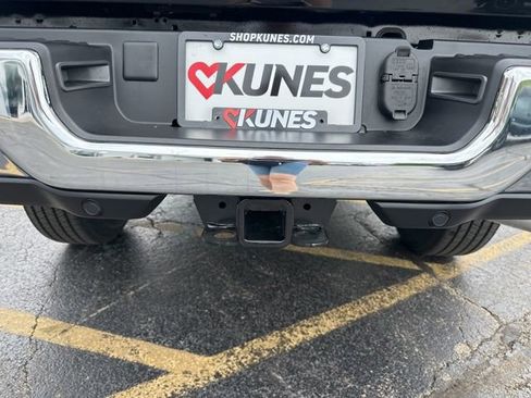 New 2025 RAM 2500 Big Horn image 14