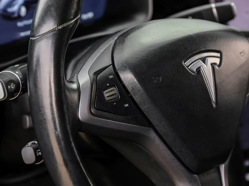 Used 2018 Tesla Model X 75D image 20