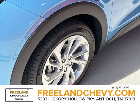 New 2027 Chevrolet Bolt LT w/ Comfort Package image 8