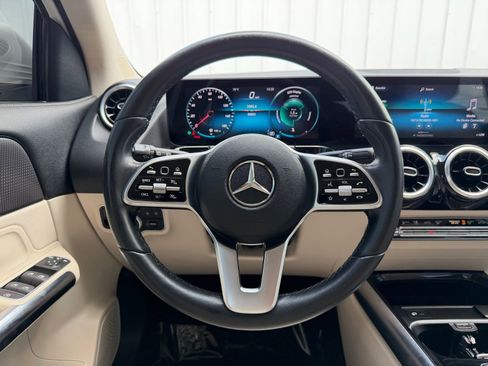 Used 2022 Mercedes-Benz GLA 250 image 13