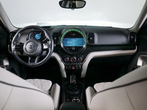 Used 2022 MINI Cooper Countryman S w/ Convenience Package image 4