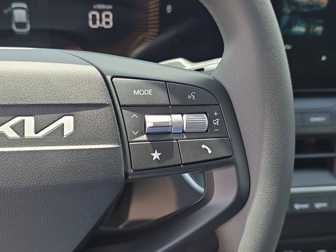 New 2026 Kia K4 FWD image 30