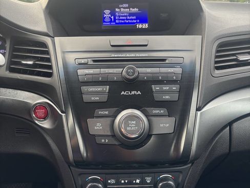 Used 2013 Acura ILX w/ Premium Package image 11