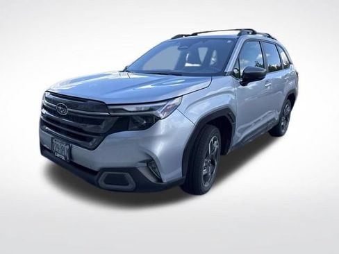 Used 2025 Subaru Forester Limited w/ Popular Package #1 AWD/4WD image 7