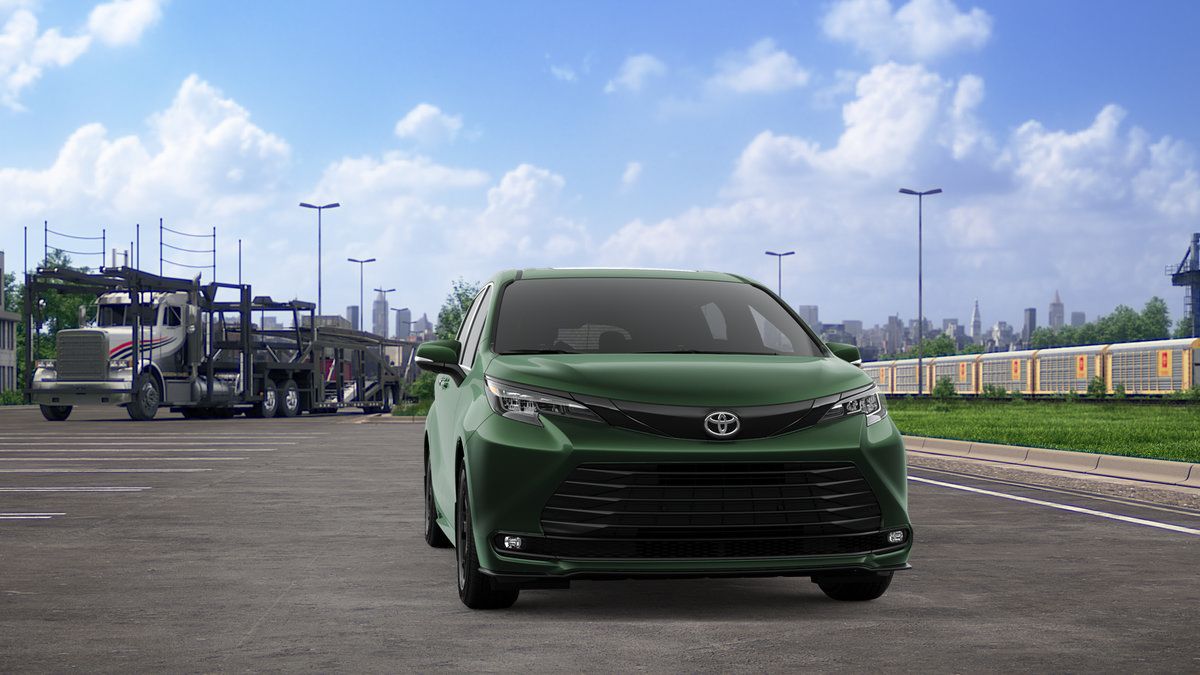 New 2026 Toyota Sienna XLE Woodland Edition AWD/4WD image 16