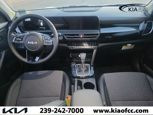 New 2026 Kia Seltos S FWD image 16