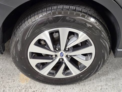 Certified 2023 Subaru Outback Premium AWD/4WD image 11