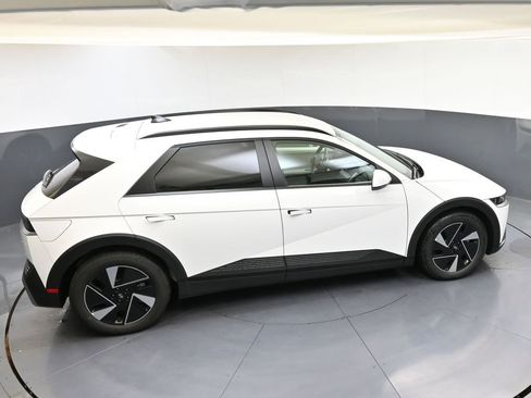 New 2025 Hyundai Ioniq 5 SEL image 48