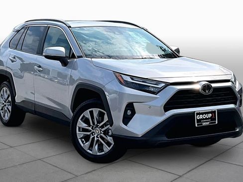 Used 2023 Toyota RAV4 XLE Premium AWD/4WD image 3