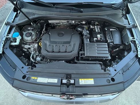 Used 2021 Volkswagen Tiguan S image 19