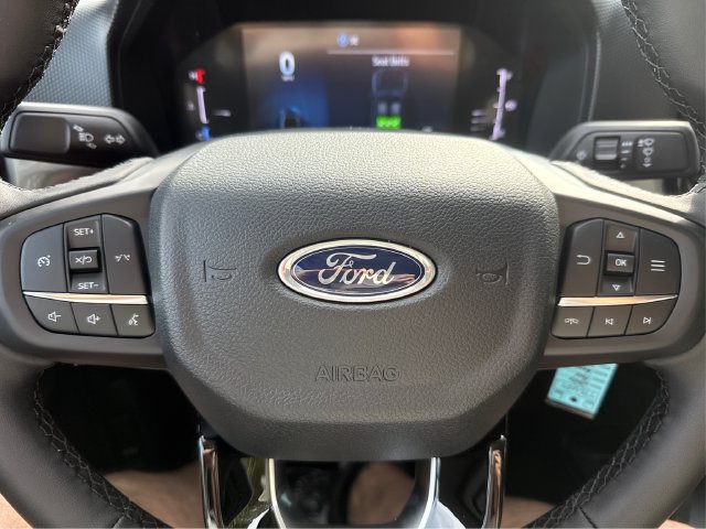 New 2026 Ford Ranger XLT w/ Black Appearance Package AWD/4WD image 25