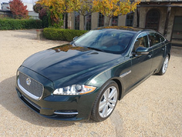 Used 2011 Jaguar XJ L RWD image 6