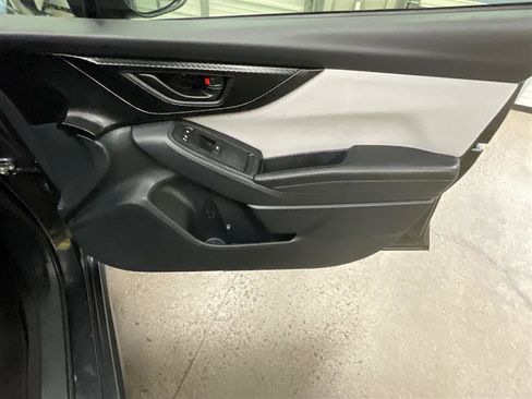 Used 2019 Subaru Crosstrek 2.0i Premium image 18