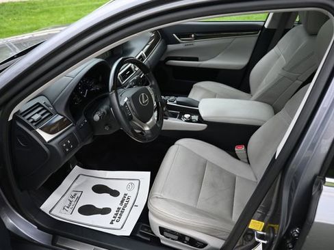 Used 2013 Lexus GS 350 AWD w/ Luxury Pkg w/Cold Weather Pkg image 26