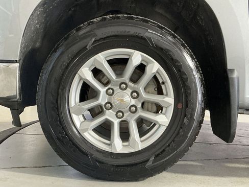 Used 2024 Chevrolet Silverado 1500 LT AWD/4WD image 13