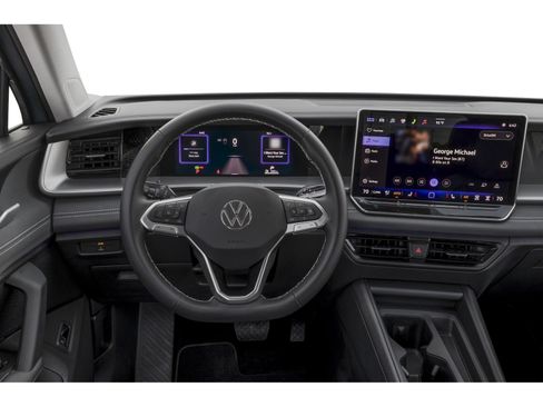 Used 2025 Volkswagen Tiguan SE w/ Panoramic Sunroof Package AWD/4WD image 4