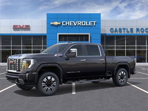 New 2025 GMC Sierra 3500 Denali w/ Denali Reserve Package image 2