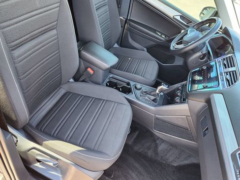 Used 2024 Volkswagen Tiguan S w/ MDO Package, Two-Row AWD/4WD image 11