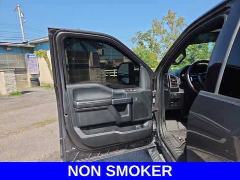 Used 2018 Ford F150 XLT w/ Equipment Group 302A Luxury AWD/4WD image 19