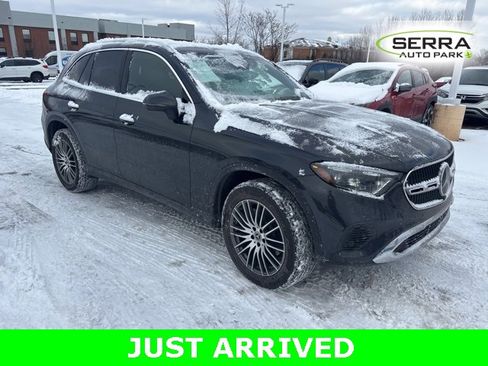 Used 2026 Mercedes-Benz GLC 300 4MATIC image 2