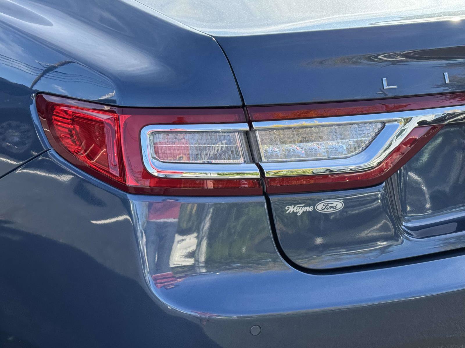 Used 2019 Lincoln Continental Select AWD/4WD image 10