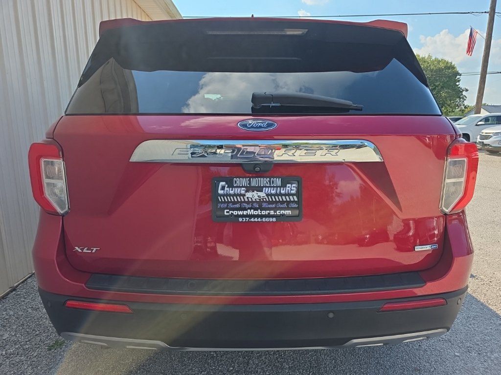 Used 2020 Ford Explorer XLT w/ Equipment Group 202A AWD/4WD image 6