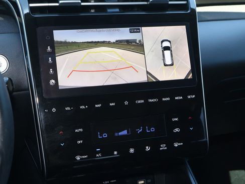 Used 2023 Hyundai Tucson Limited image 31