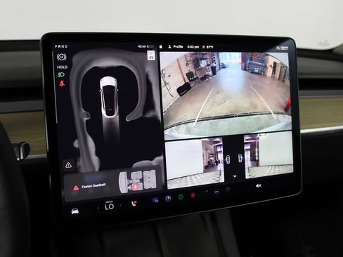 Used 2022 Tesla Model Y Performance image 15