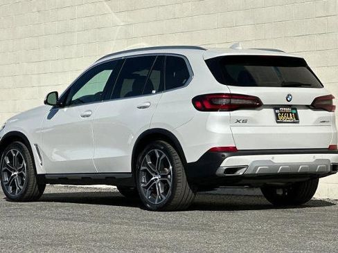Used 2023 BMW X5 xDrive40i w/ Premium Package AWD/4WD image 6
