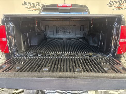 Used 2020 Chevrolet Colorado LT w/ Safety Package image 28