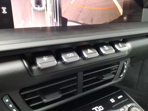 Used 2025 Porsche 911 Carrera 4 GTS image 16