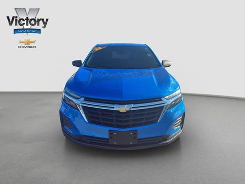 Used 2024 Chevrolet Equinox LS w/ LS Convenience Package FWD image 2