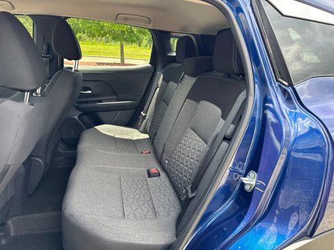 Certified 2025 Nissan Kicks SV AWD/4WD image 13