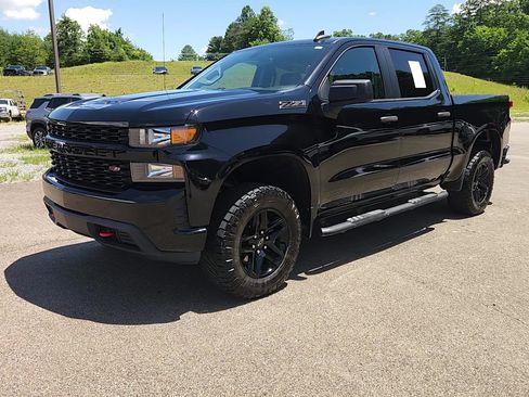 Used 2021 Chevrolet Silverado 1500 Custom Trail Boss AWD/4WD image 12