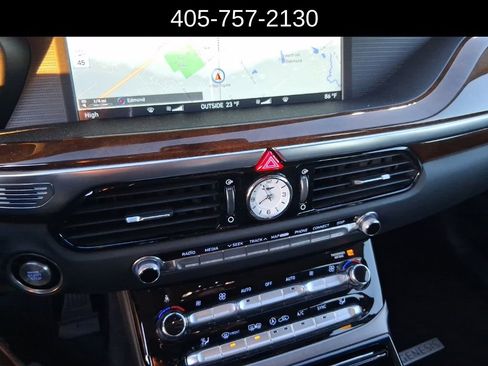 Used 2018 Genesis G90 5.0 Ultimate image 15