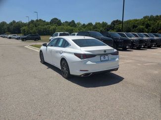 Used 2025 Lexus ES 350 w/ Premium Package FWD video 3