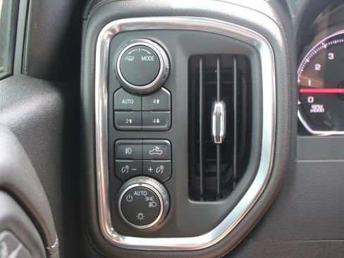 Used 2021 Chevrolet Silverado 1500 LT Trail Boss AWD/4WD image 38