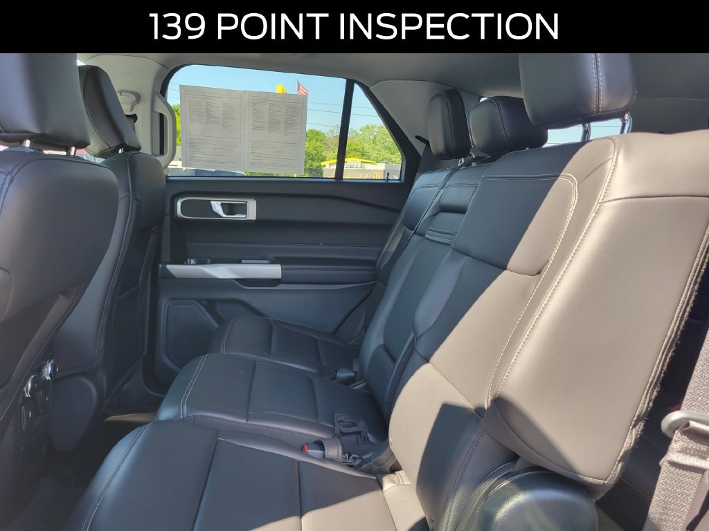 Certified 2022 Ford Explorer XLT w/ Equipment Group 202A AWD/4WD image 12
