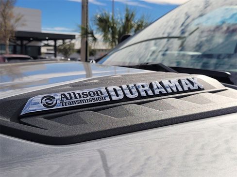 Used 2025 Chevrolet Silverado 2500 Custom w/ Custom Value Package image 14