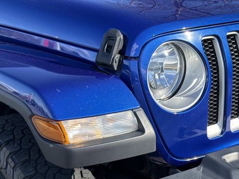 Used 2020 Jeep Wrangler Unlimited Sahara w/ Dual Top Group image 29